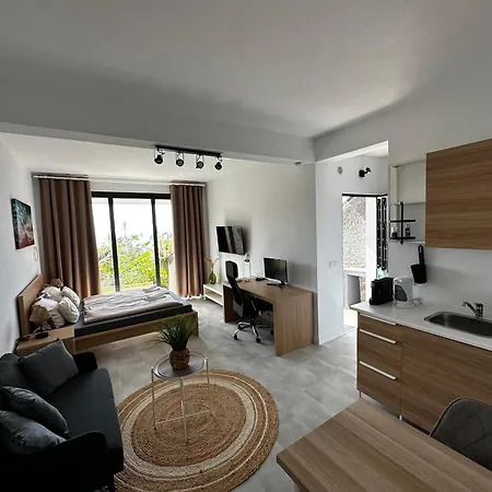 Coliving شقة فونشال