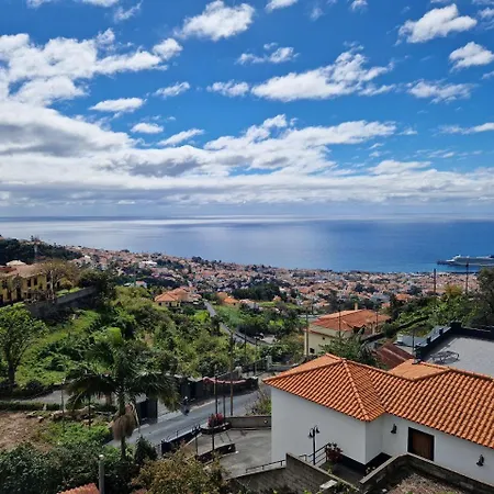 Coliving * Funchal (Madeira)